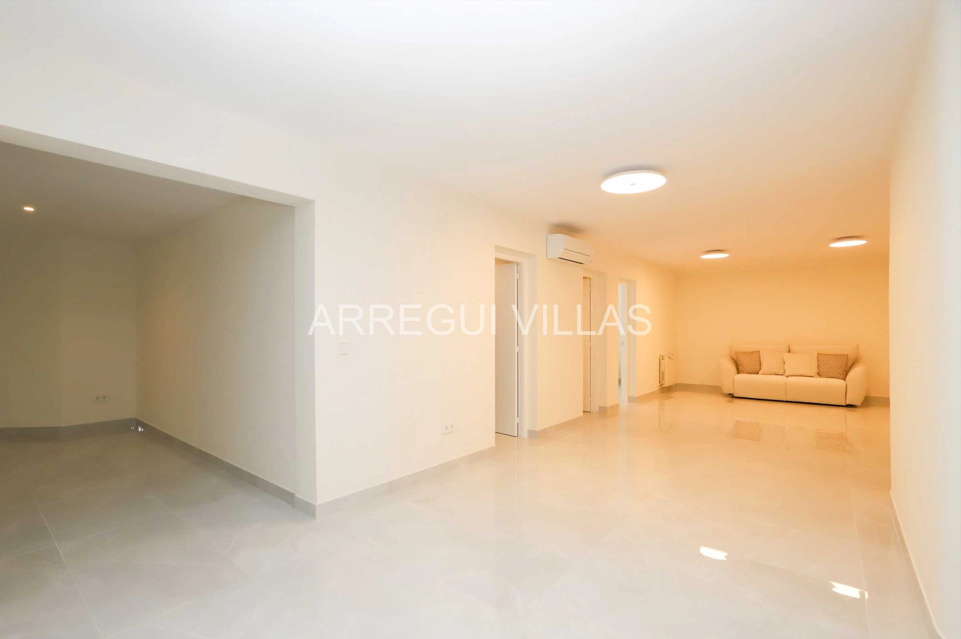 Chalet/Villa en venta en Denia