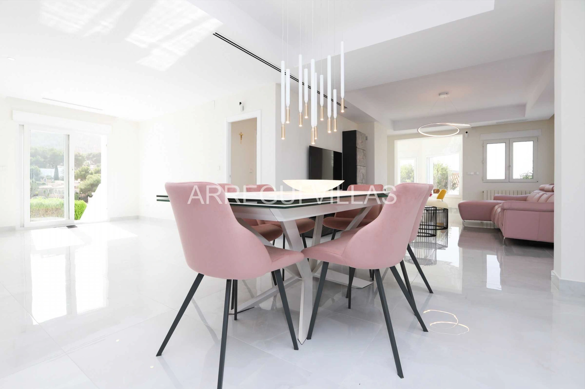 Chalet/Villa en venta en Denia
