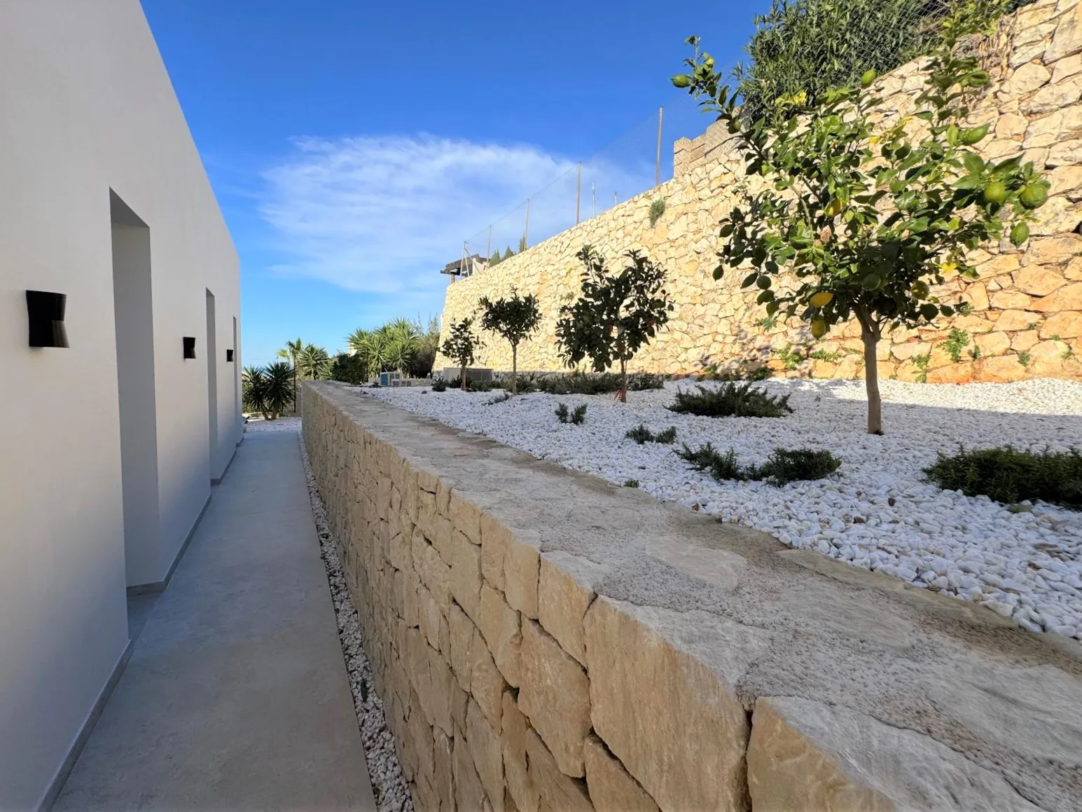 Villa moderna en construcción en La Pedrera, Dénia