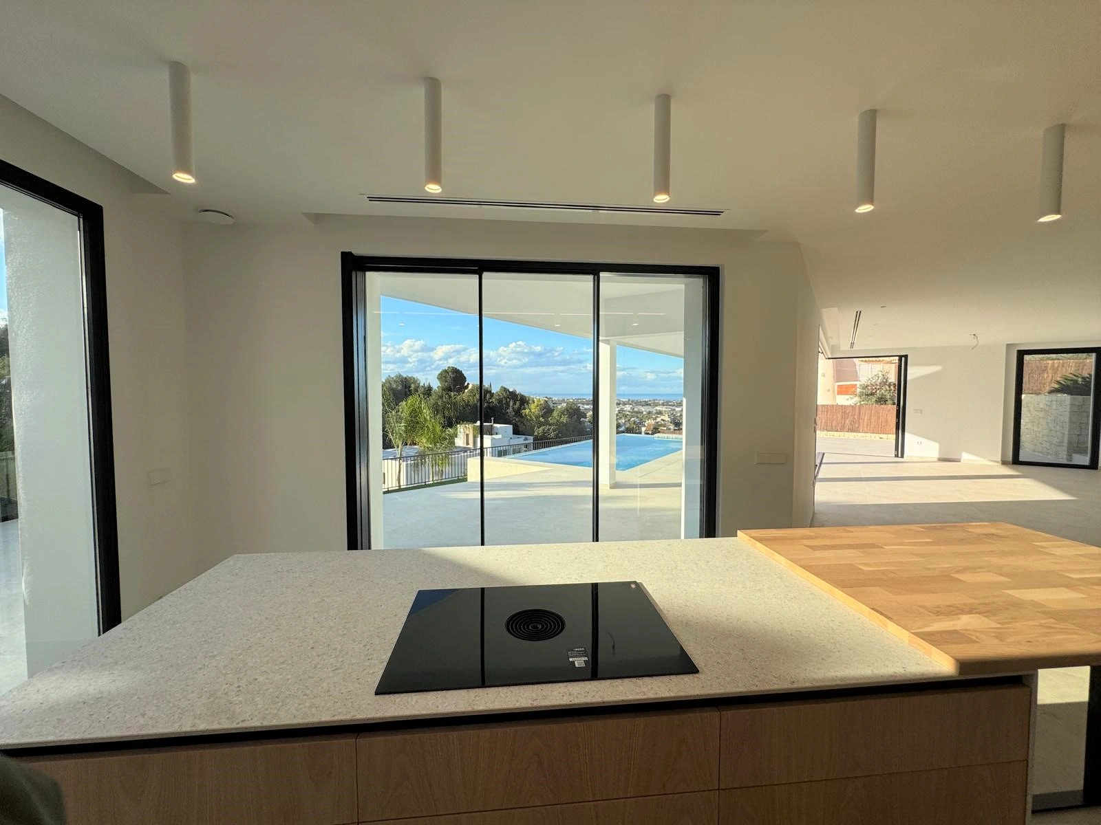 Villa moderna en construcción en La Pedrera, Dénia