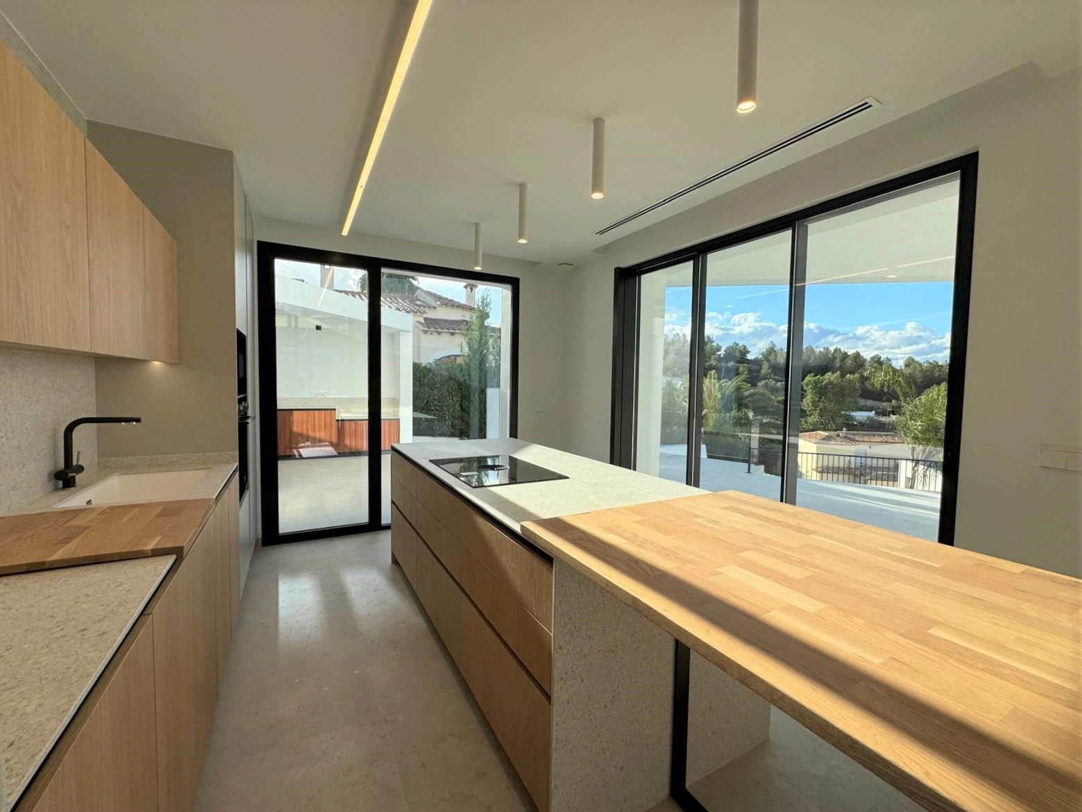 Villa moderna en construcción en La Pedrera, Dénia