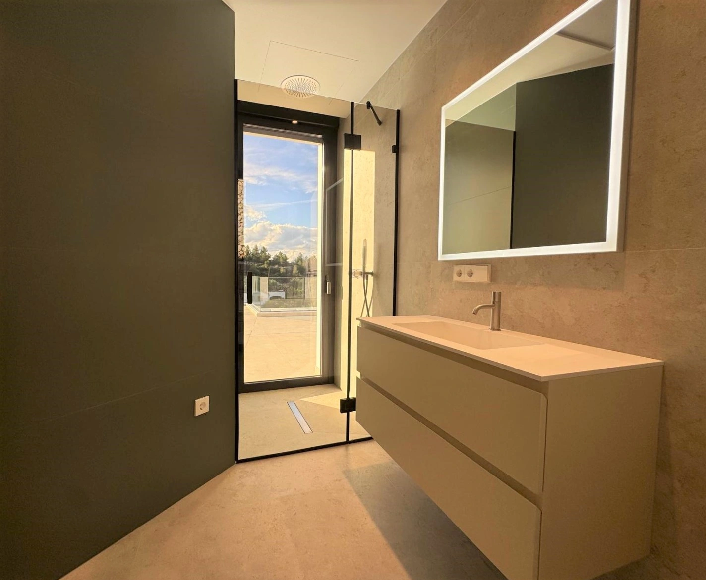 Villa moderna en construcción en La Pedrera, Dénia