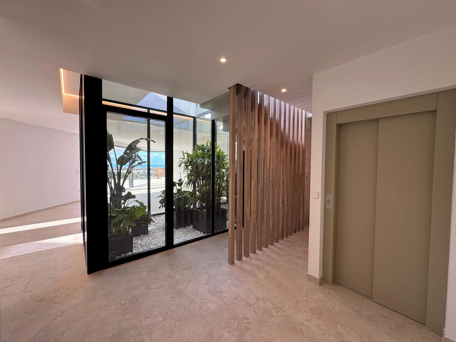 Villa moderna en construcción en La Pedrera, Dénia