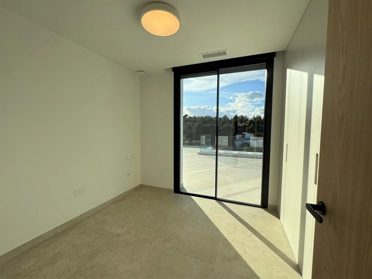 Villa moderna en construcción en La Pedrera, Dénia