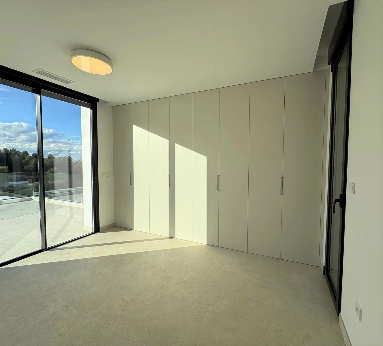 Villa moderna en construcción en La Pedrera, Dénia