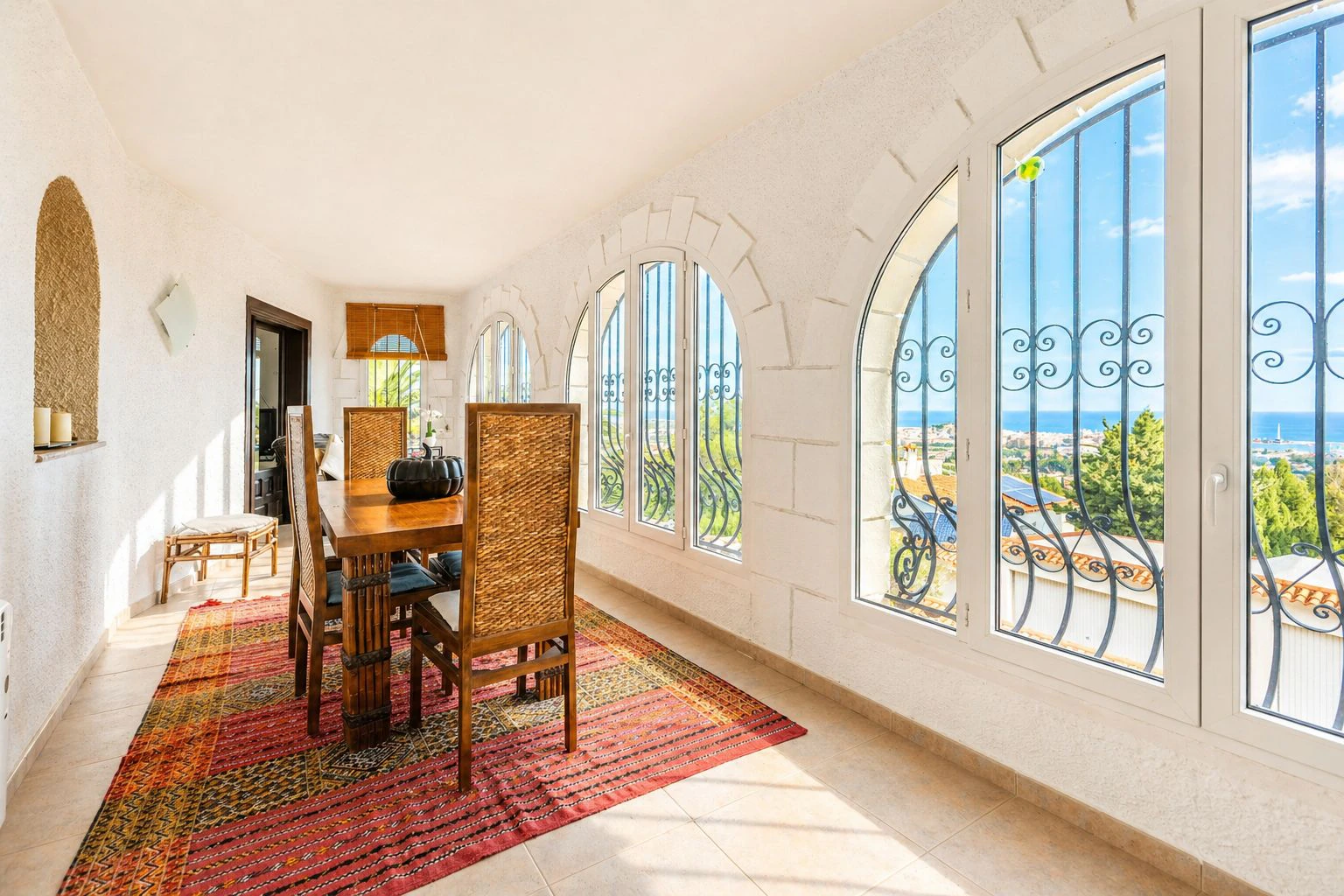 Villa en el Montgó, Dénia, con vistas al mar