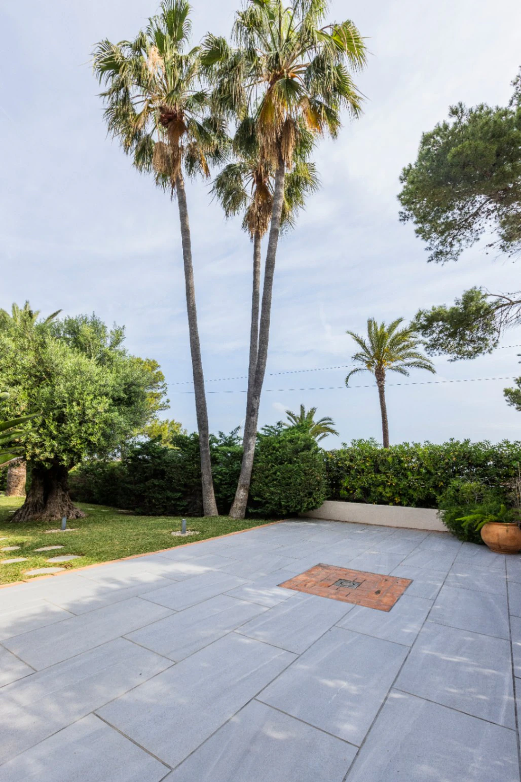 Villa exclusiva de estilo mediterráneo en primera línea en la Marineta Cassiana, Dénia