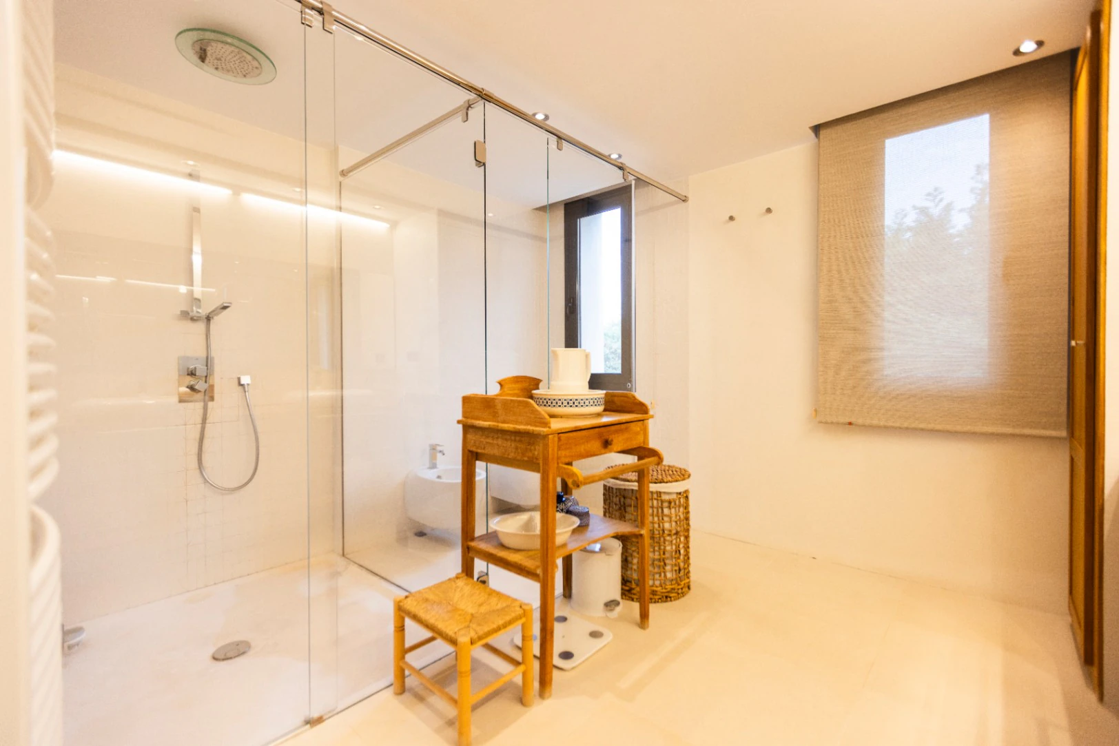 Villa exclusiva de estilo mediterráneo en primera línea en la Marineta Cassiana, Dénia