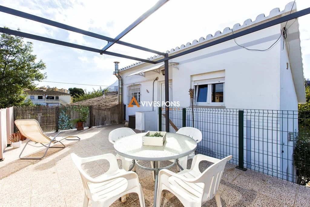 Villa cerca de la playa Marineta Cassiana y del centro, Dénia