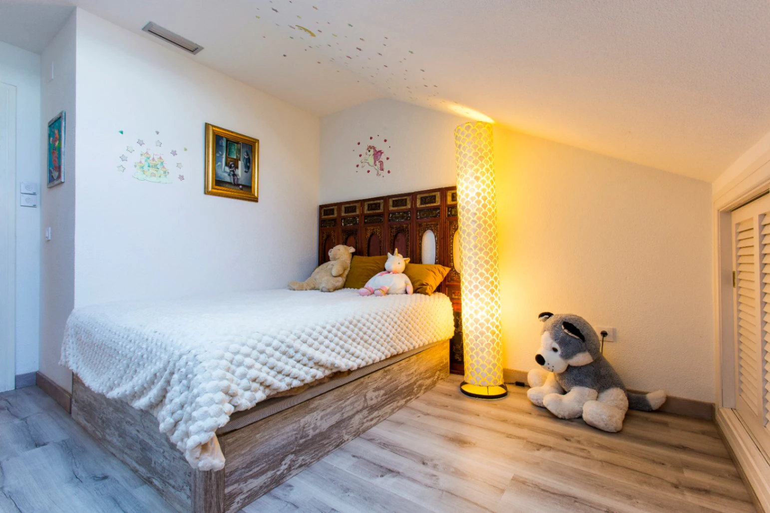 Ático Dúplex de 180 m² con Piscina Privada y Vistas Panorámicas al Mar y al Puerto de Dénia