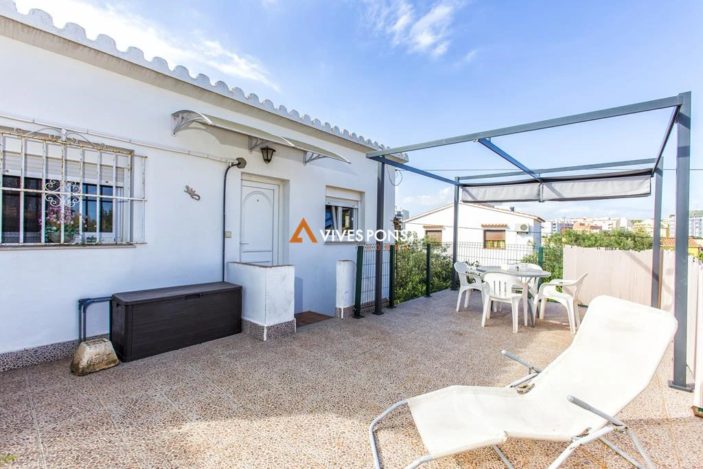 Villa cerca de la playa Marineta Cassiana y del centro, Dénia