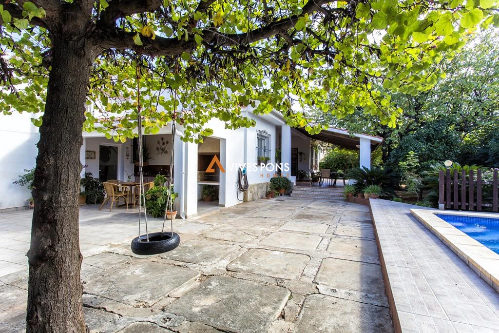Villa cerca de la playa Marineta Cassiana y del centro, Dénia