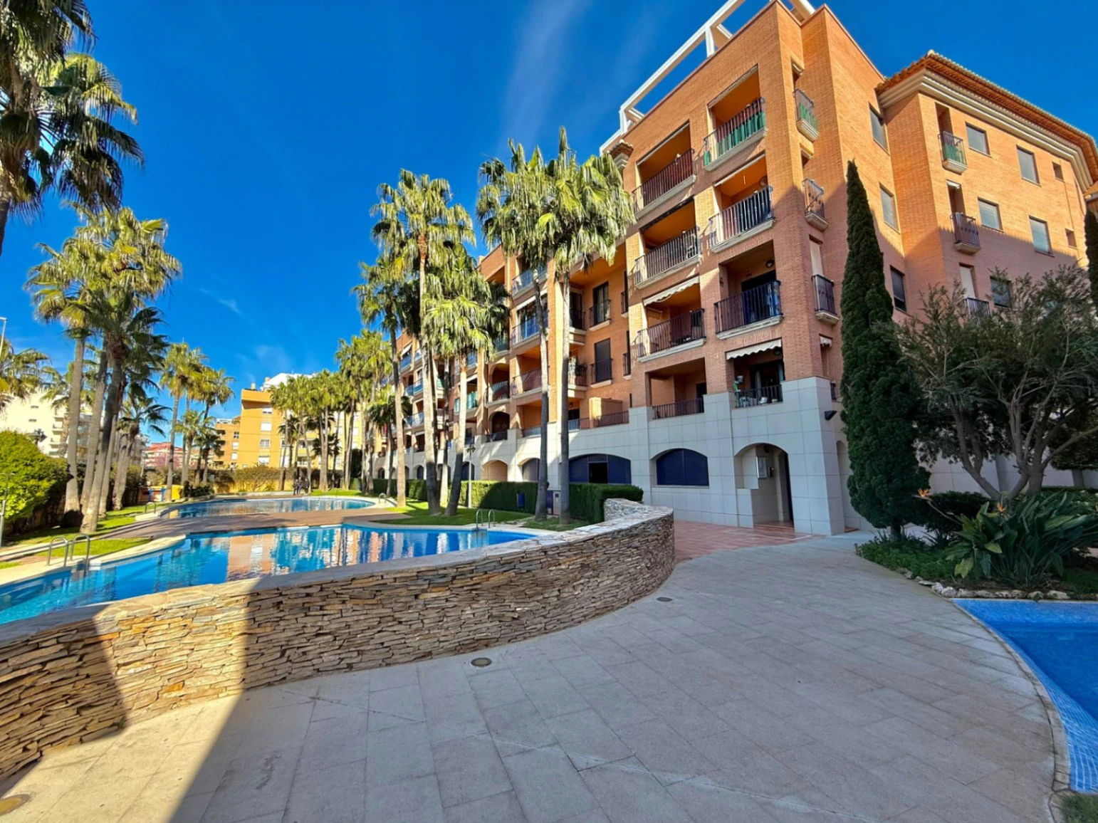 Apartamento de tres dormitorios en Denia, zona Miguel Hernandez