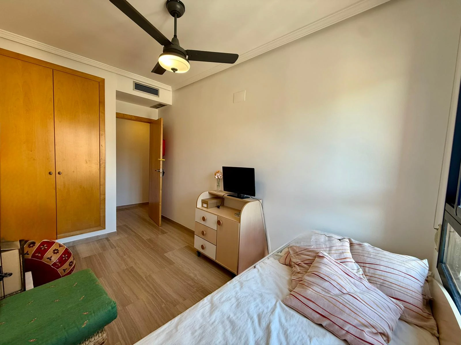 Apartamento de tres dormitorios en Denia, zona Miguel Hernandez