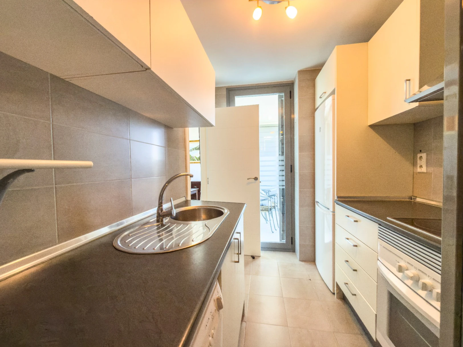 Apartamento moderno de 2 habitaciones en El Verger con piscina
