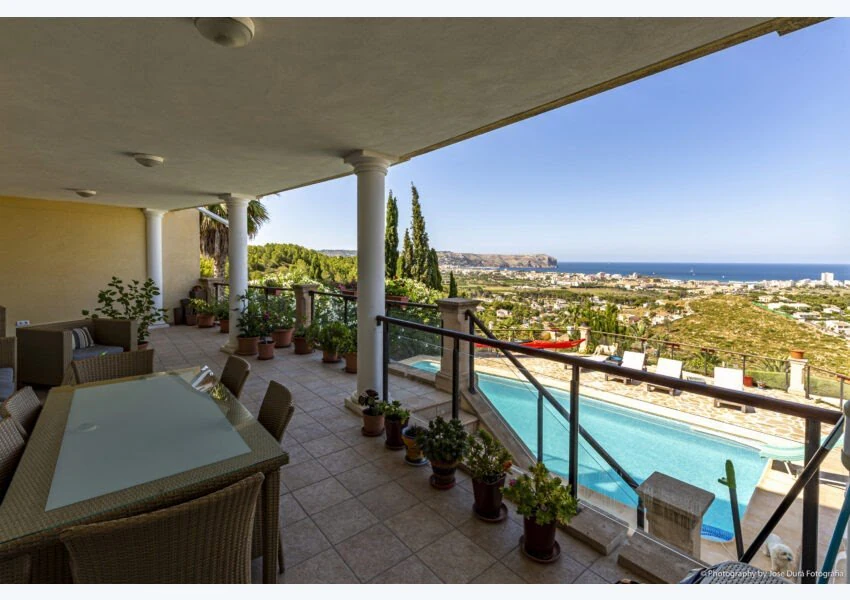 Villa con espectacular vistas panorámicas y al mar- Javea- Costa Blanca