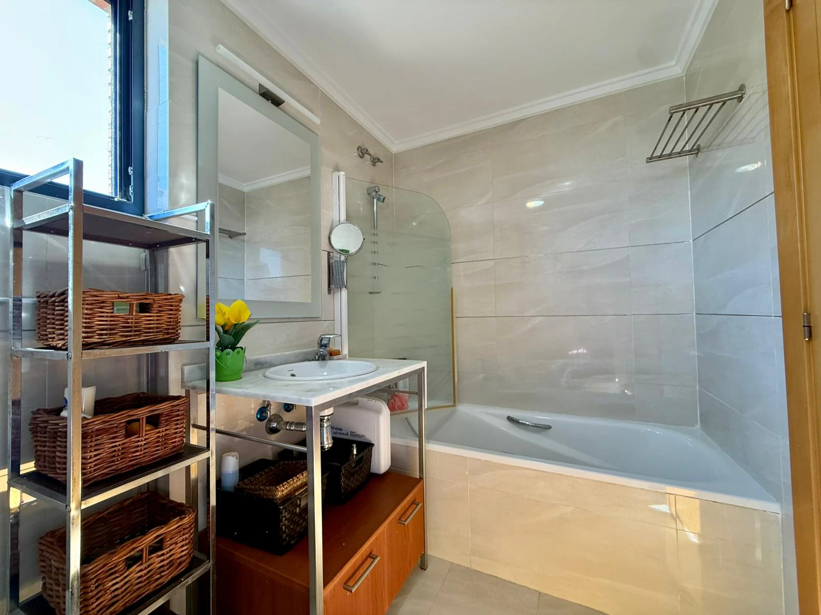 Apartamento de tres dormitorios en Denia, zona Miguel Hernandez