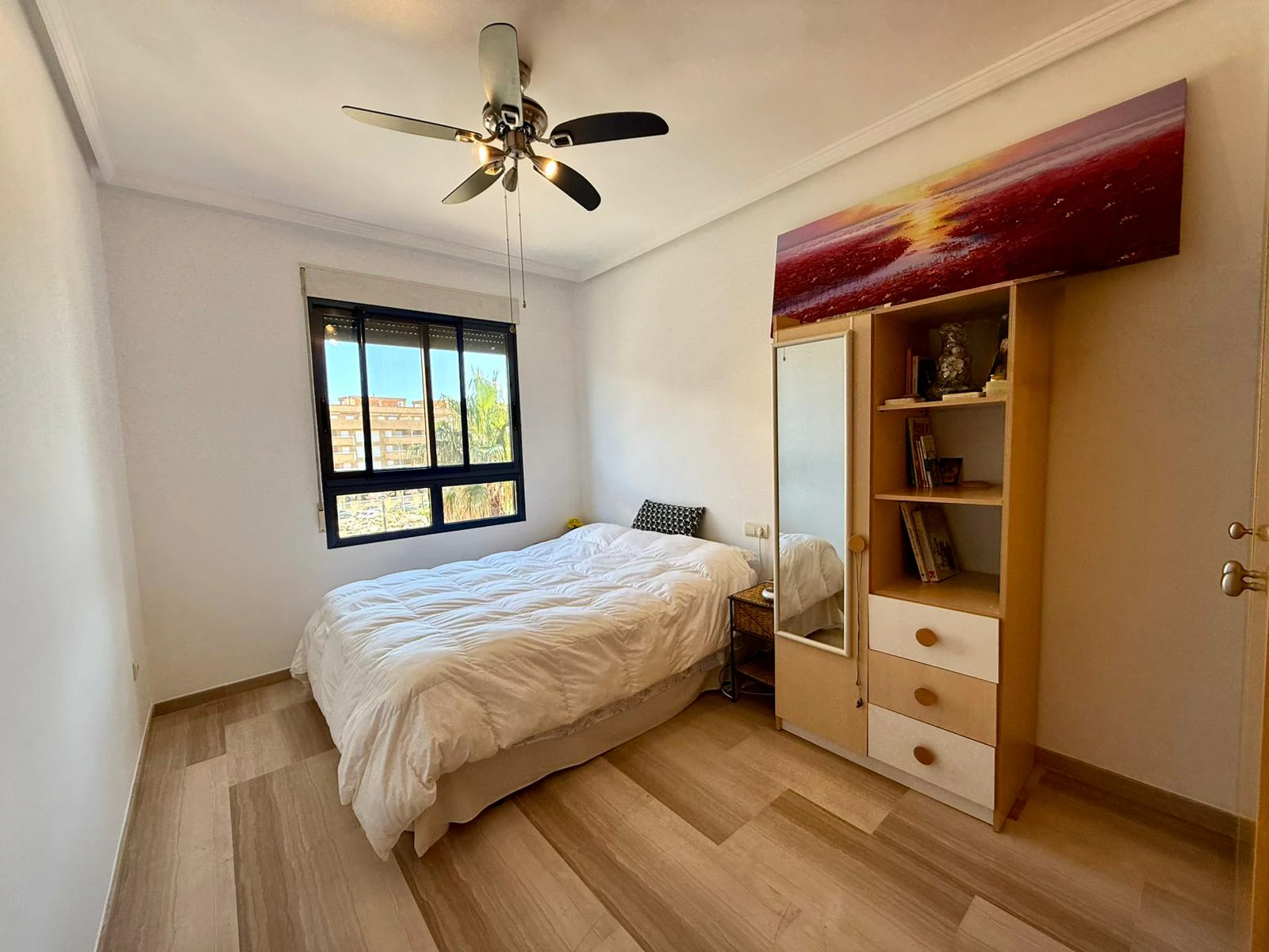 Apartamento de tres dormitorios en Denia, zona Miguel Hernandez