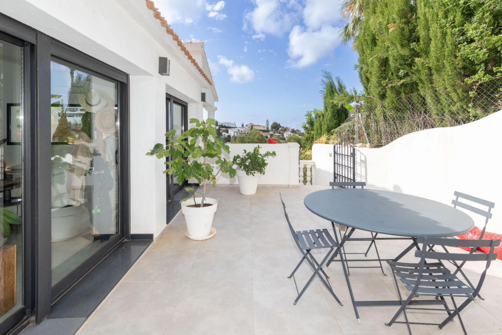 Villa moderna con vistas al mar