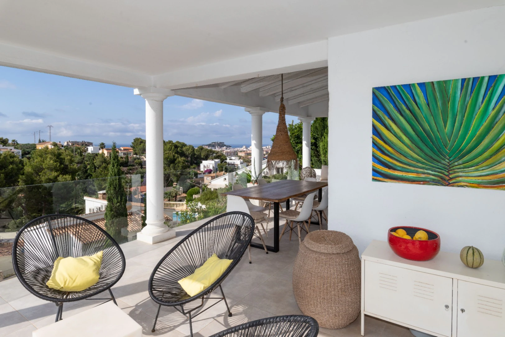 Villa moderna con vistas al mar