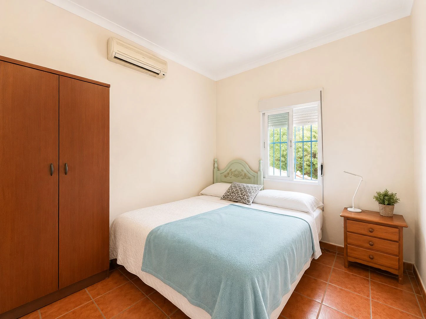 Villa en venta de 3 habitaciones en Las Rotas, Denia.