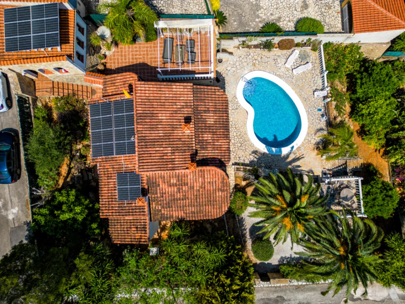 Villa con encanto y vistas al mar. Lista para entrar a vivir