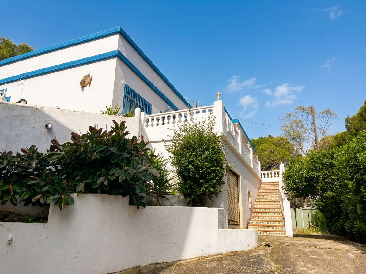 Villa en venta de 3 habitaciones en Las Rotas, Denia.