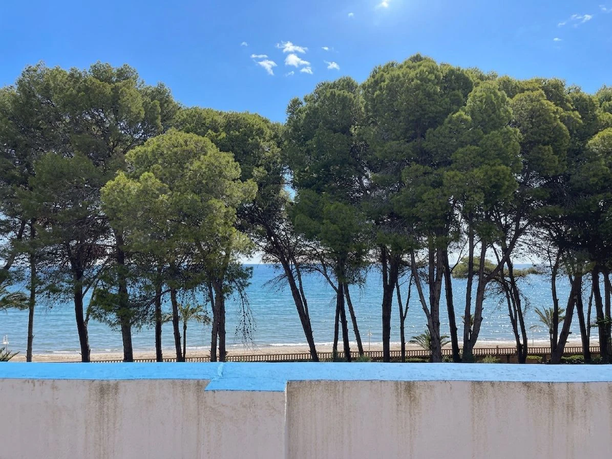 Villa en venta de 3 habitaciones en Las Rotas, Denia.