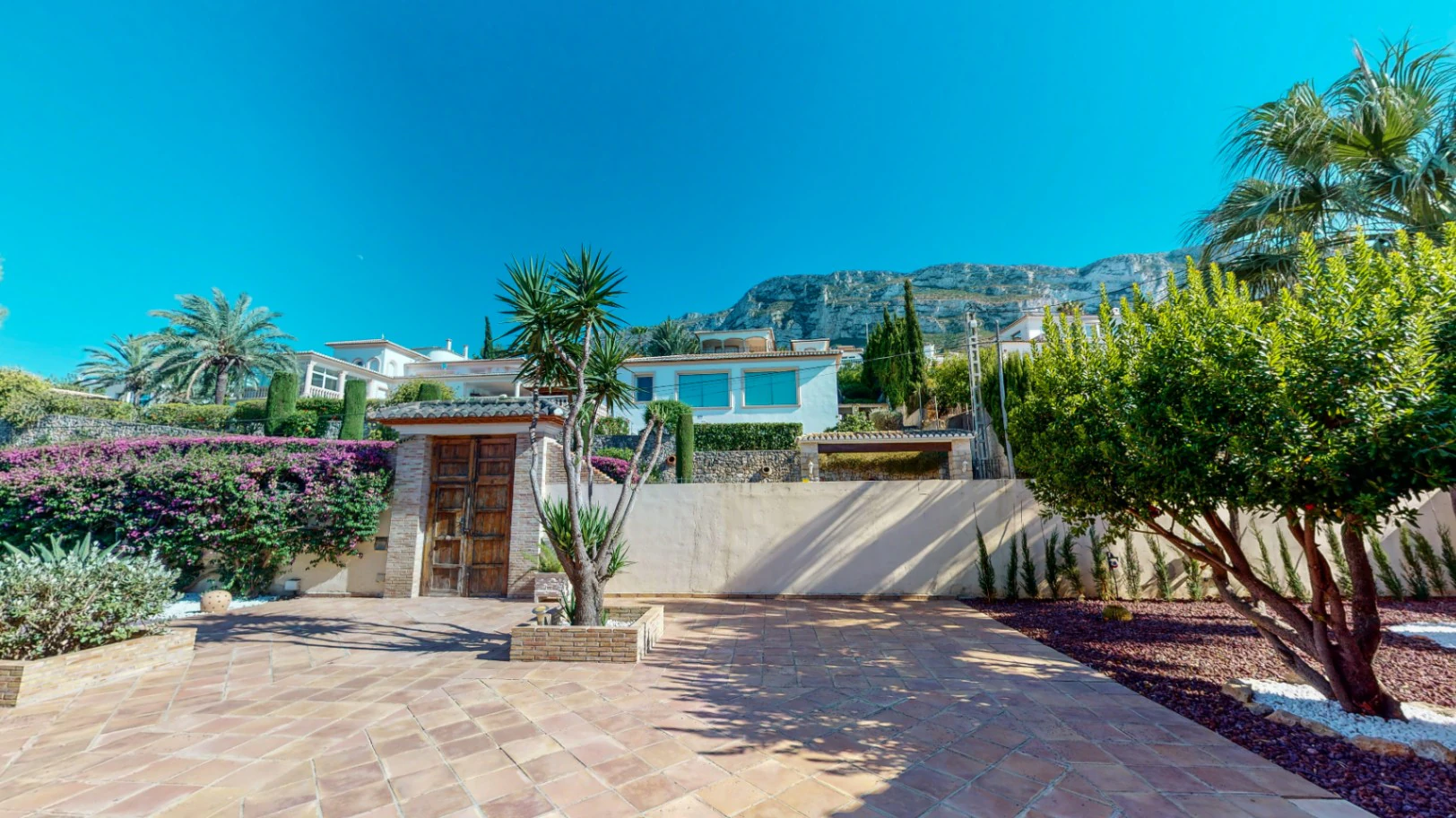 Exclusive Villa in Dénia with Sea and Mountain Views