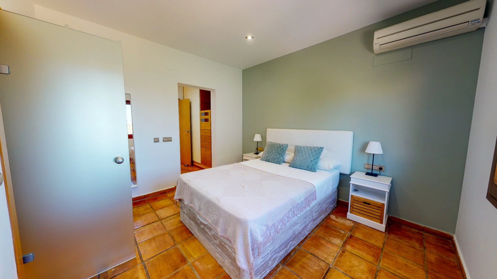 Exclusive Villa in Dénia with Sea and Mountain Views