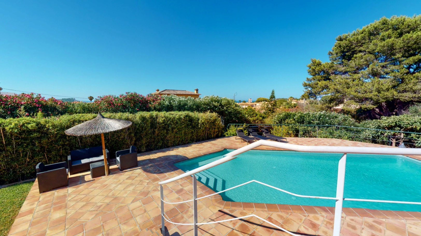 Exclusive Villa in Dénia with Sea and Mountain Views