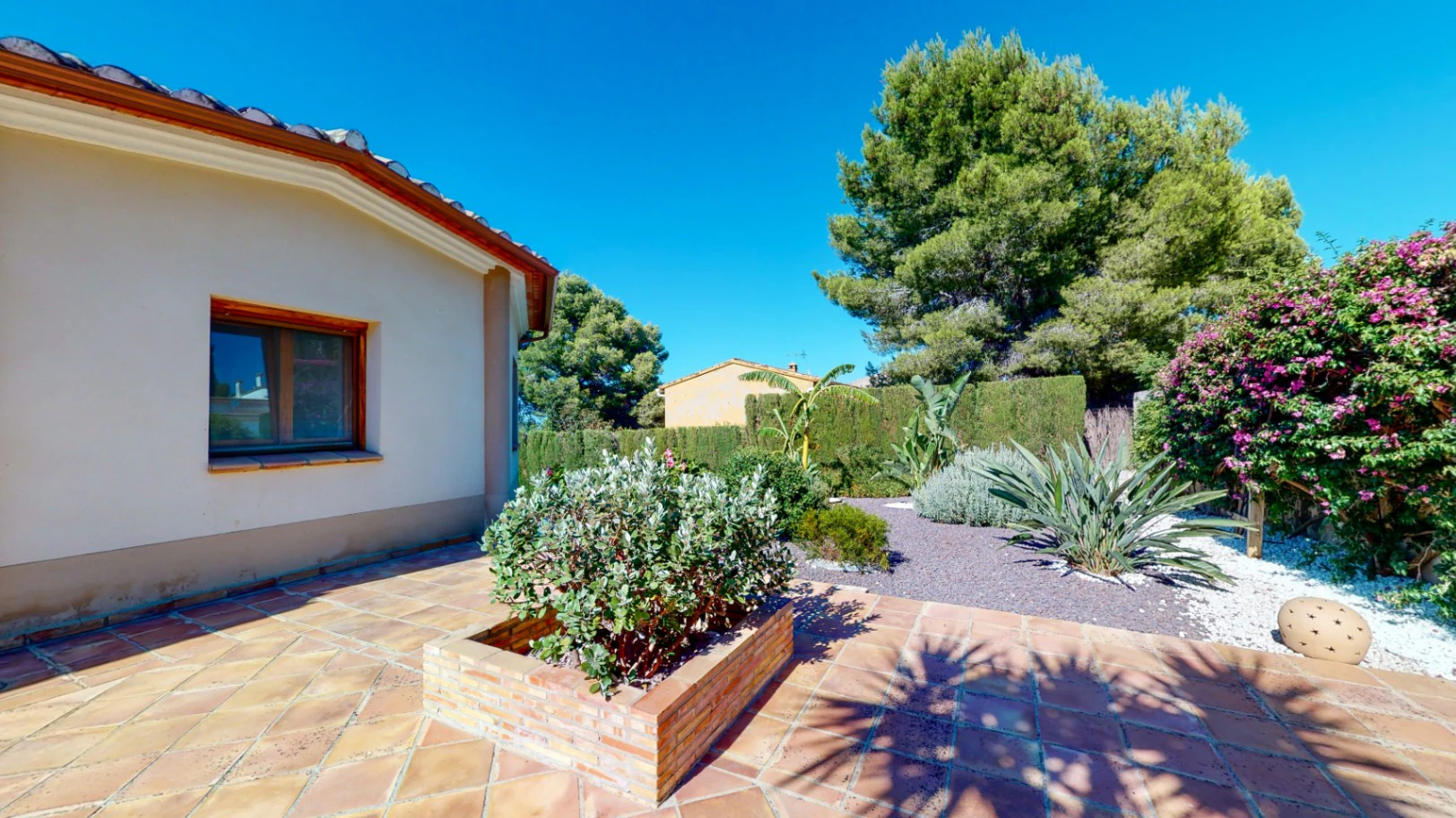 Exclusive Villa in Dénia with Sea and Mountain Views