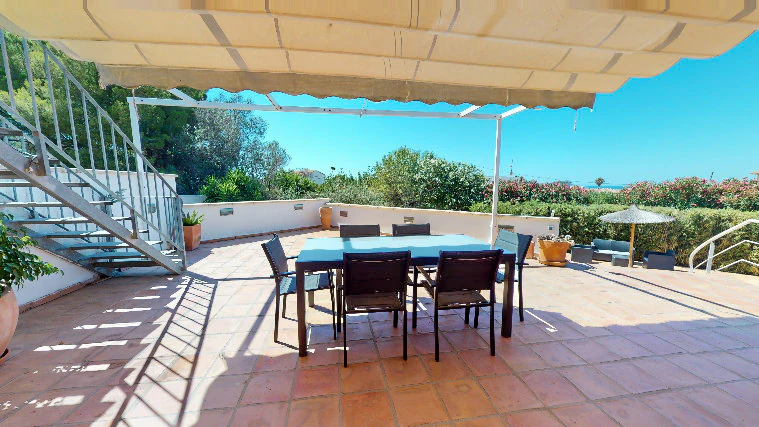 Exclusive Villa in Dénia with Sea and Mountain Views