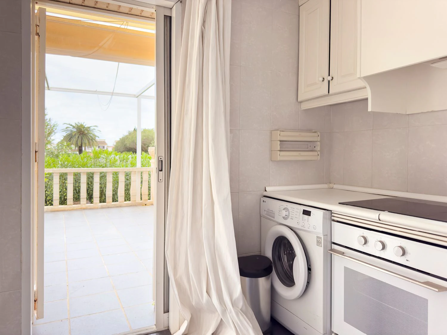 Fantástico chalet unifamiliar con piscina privada y amplias terrazas en Denia
