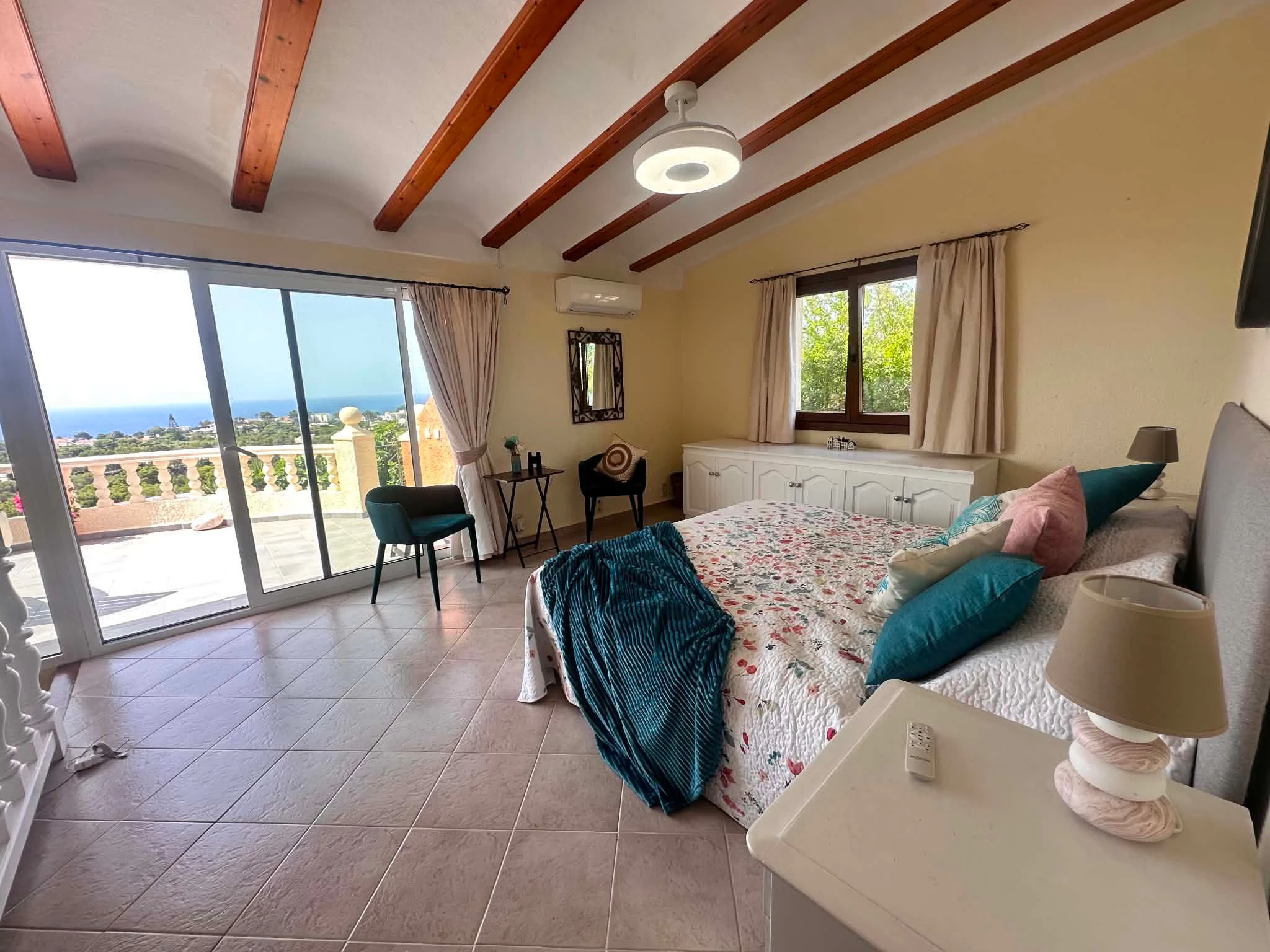 Exclusiva villa reformada con vistas al mar en Balcón al Mar, Jávea