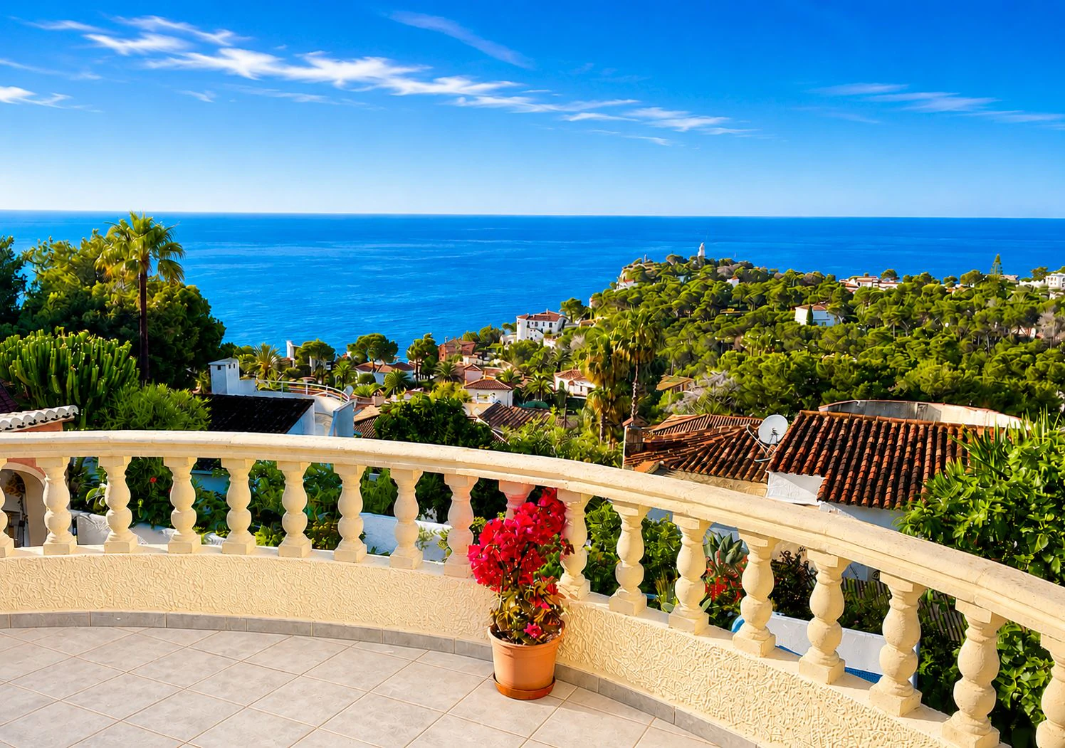 Exclusiva villa reformada con vistas al mar en Balcón al Mar, Jávea
