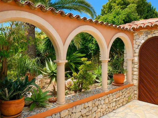 Exclusiva villa reformada con vistas al mar en Balcón al Mar, Jávea