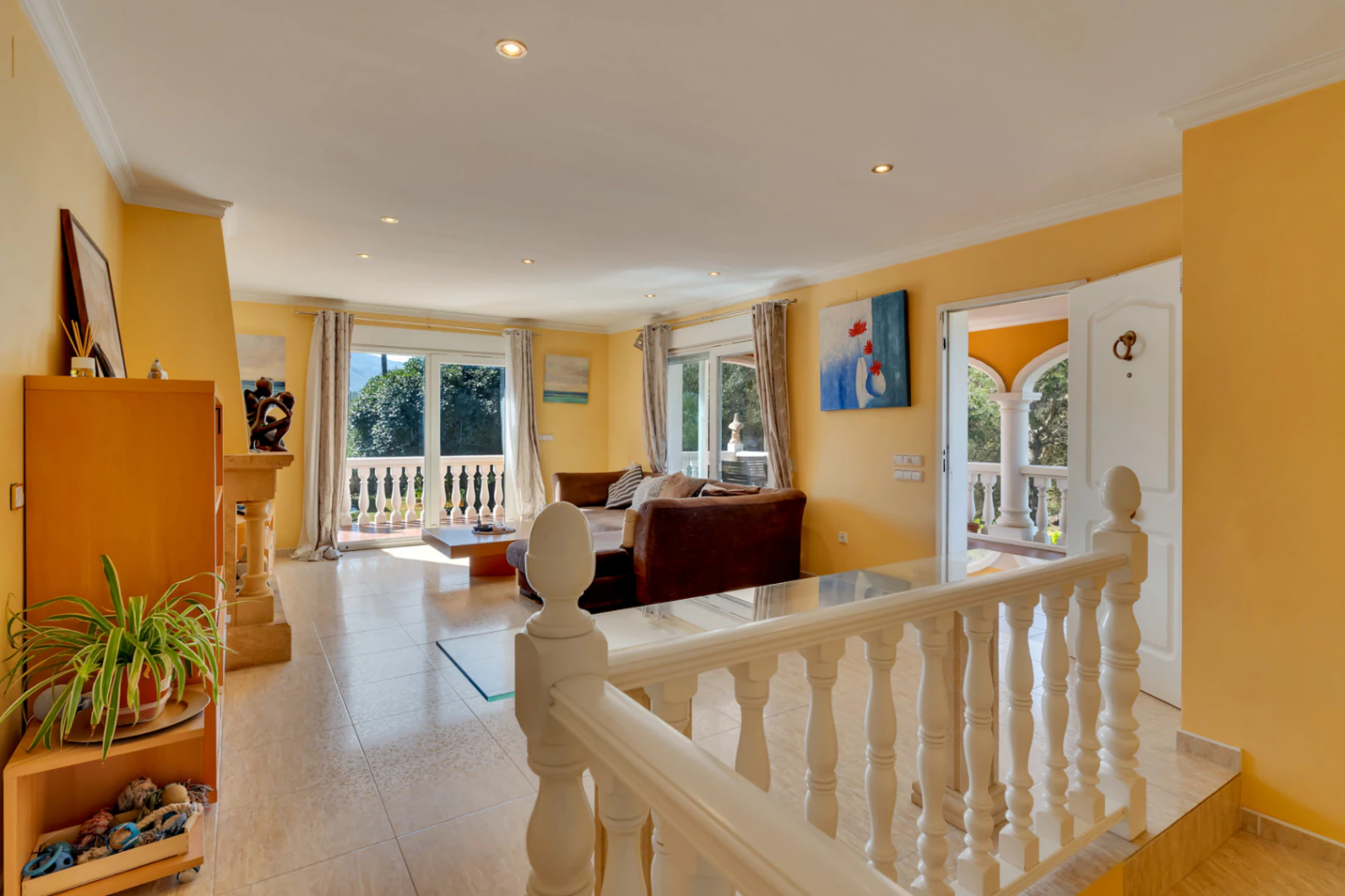 Villa en una excepcional zona tranquila, con vistas abiertas y gran potencial