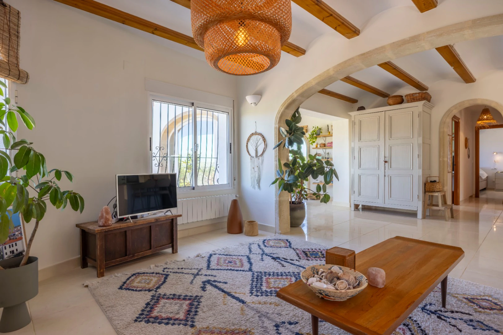 Mediterranean villa with pool, independent studio, and panoramic views in Benitachell. - Imagen 10