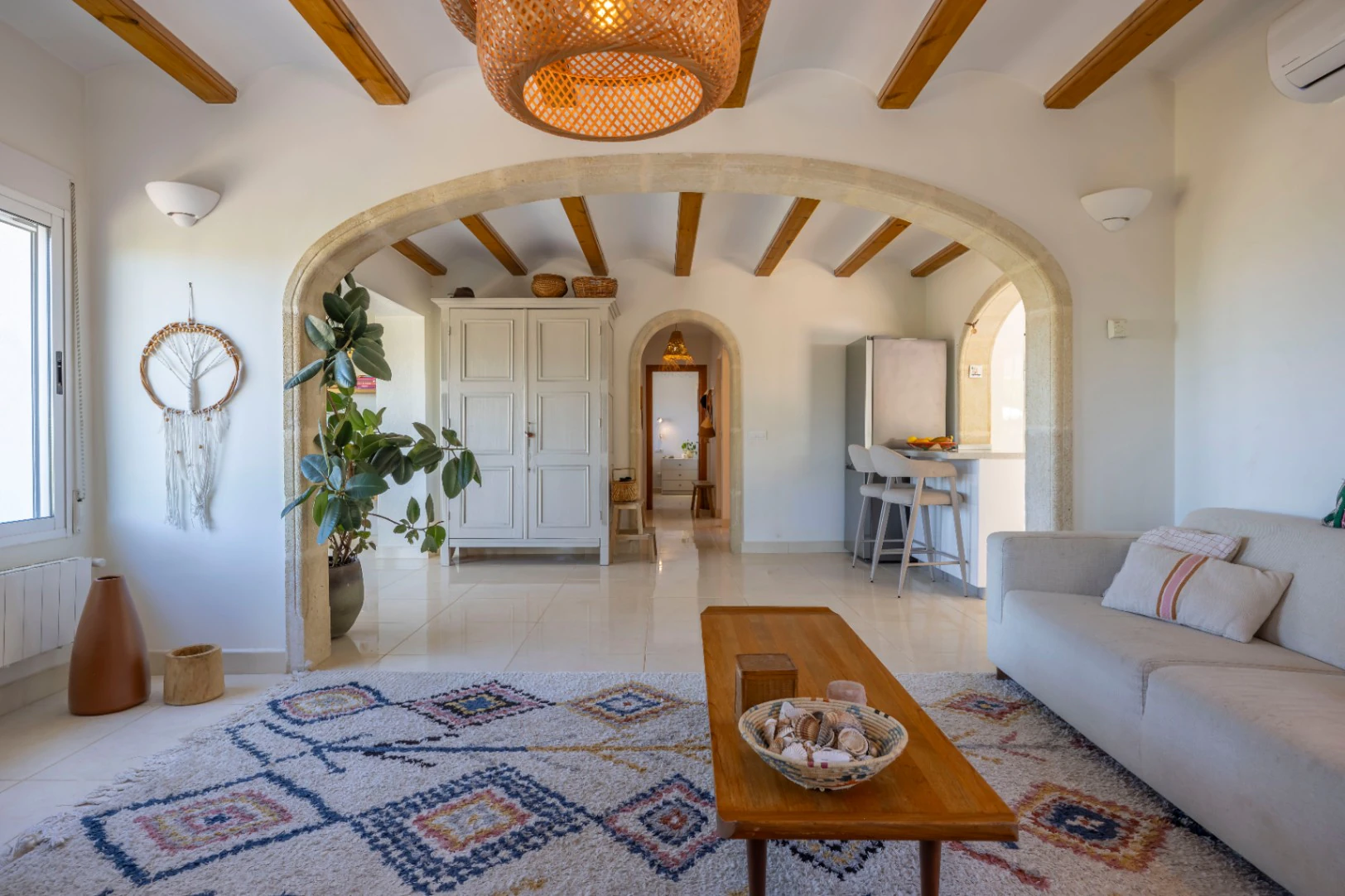 Mediterranean villa with pool, independent studio, and panoramic views in Benitachell. - Imagen 11