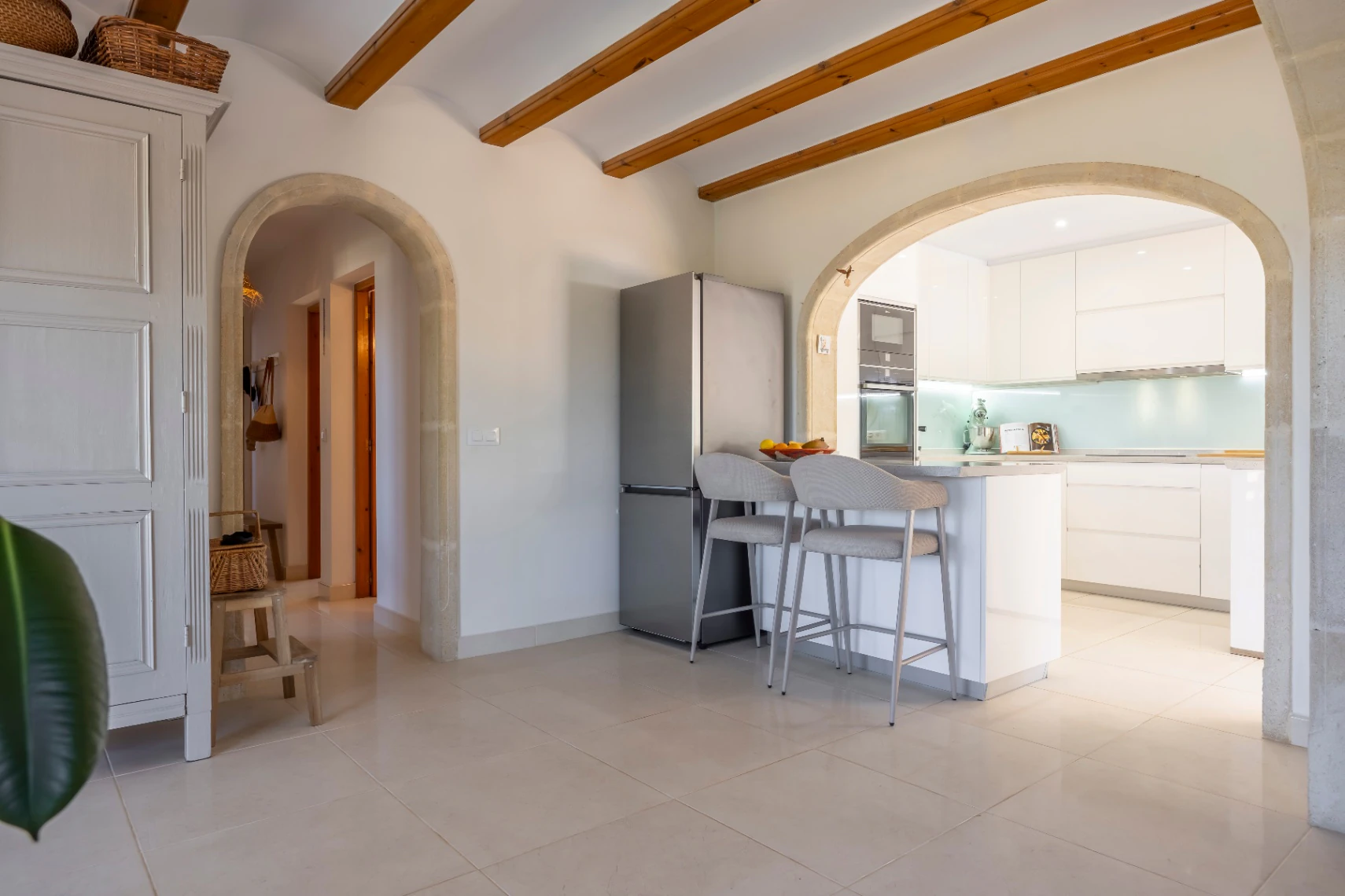 Mediterranean villa with pool, independent studio, and panoramic views in Benitachell. - Imagen 17