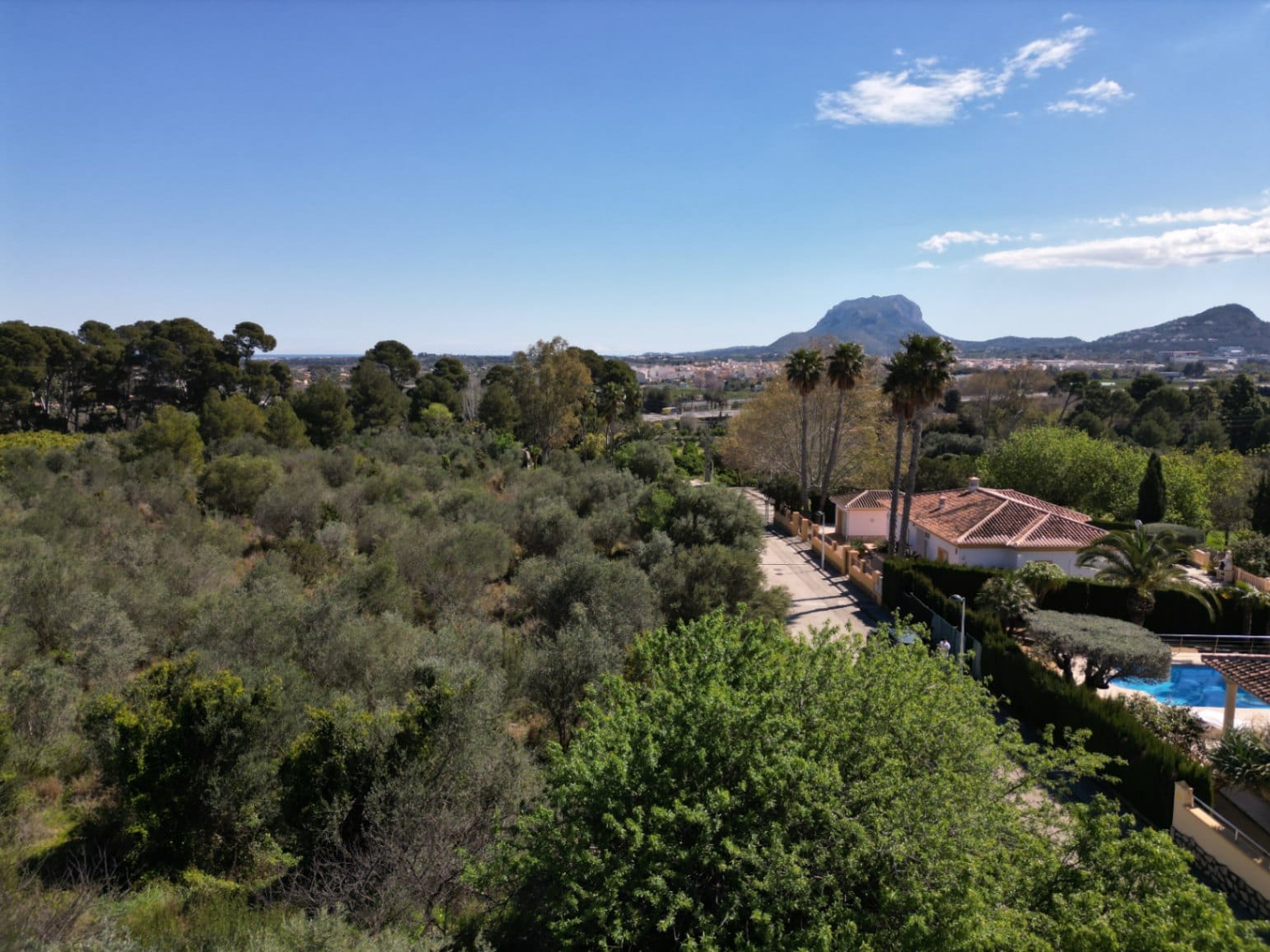 Terreno de Orange Grove en venta en Benidoleig – con potencial edificable y vistas impresionantes