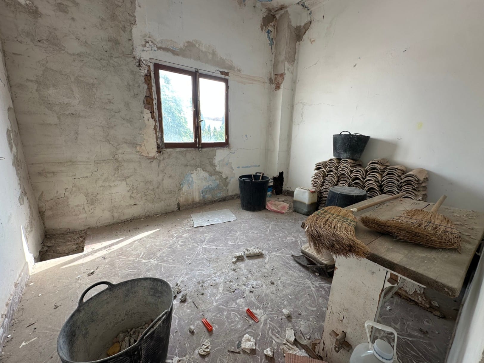 Amplia casa de pueblo en el centro de Teulada – 230 m² con gran patio interior y múltiples posibilidades