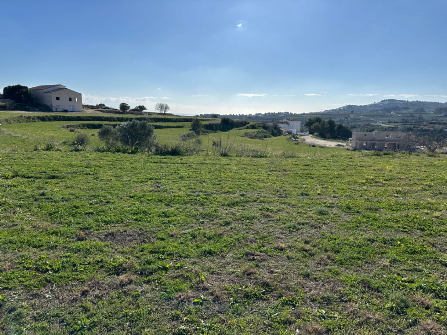 Parcela de terreno en Teulada con vistas al mar y gran potencial edificable