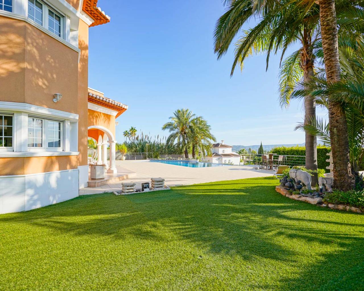 ESPECTACULAR CHALET EN EL MONTGÓ