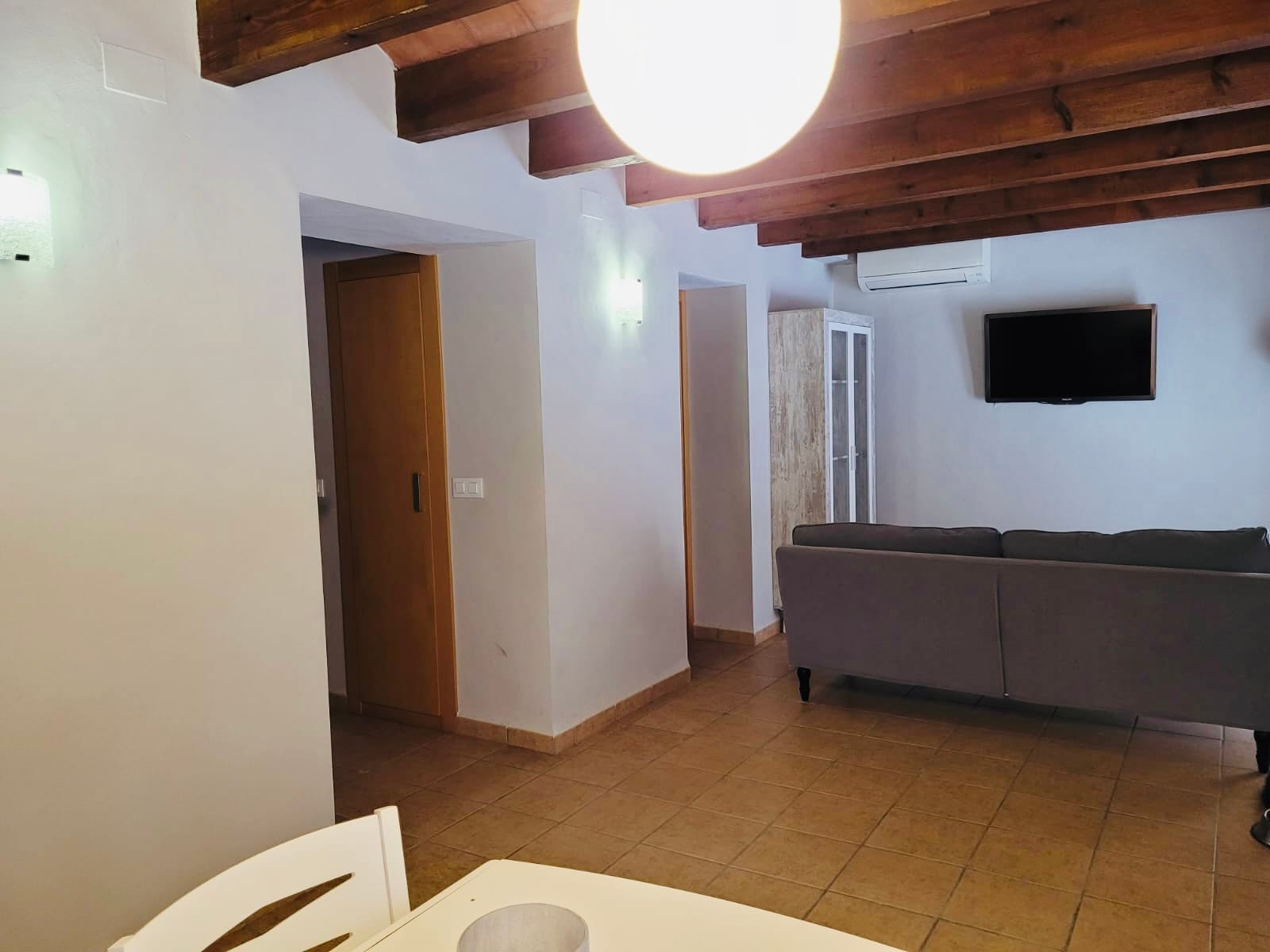 Encantadora Casa Mediterránea con Gran Parcela, Vistas a la Montaña y Patio – La Xara (Dénia)