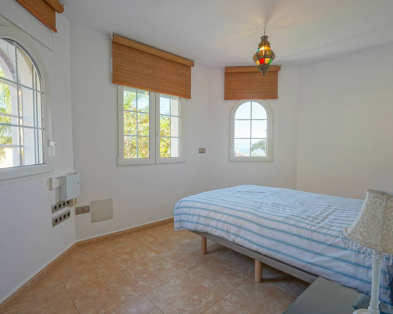 ESPECTACULAR CHALET EN EL MONTGÓ