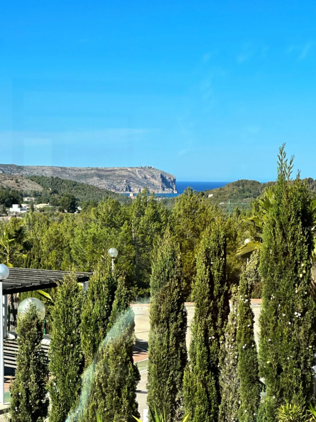 Excepcional villa de diseño con vistas panorámicas en venta en Jávea