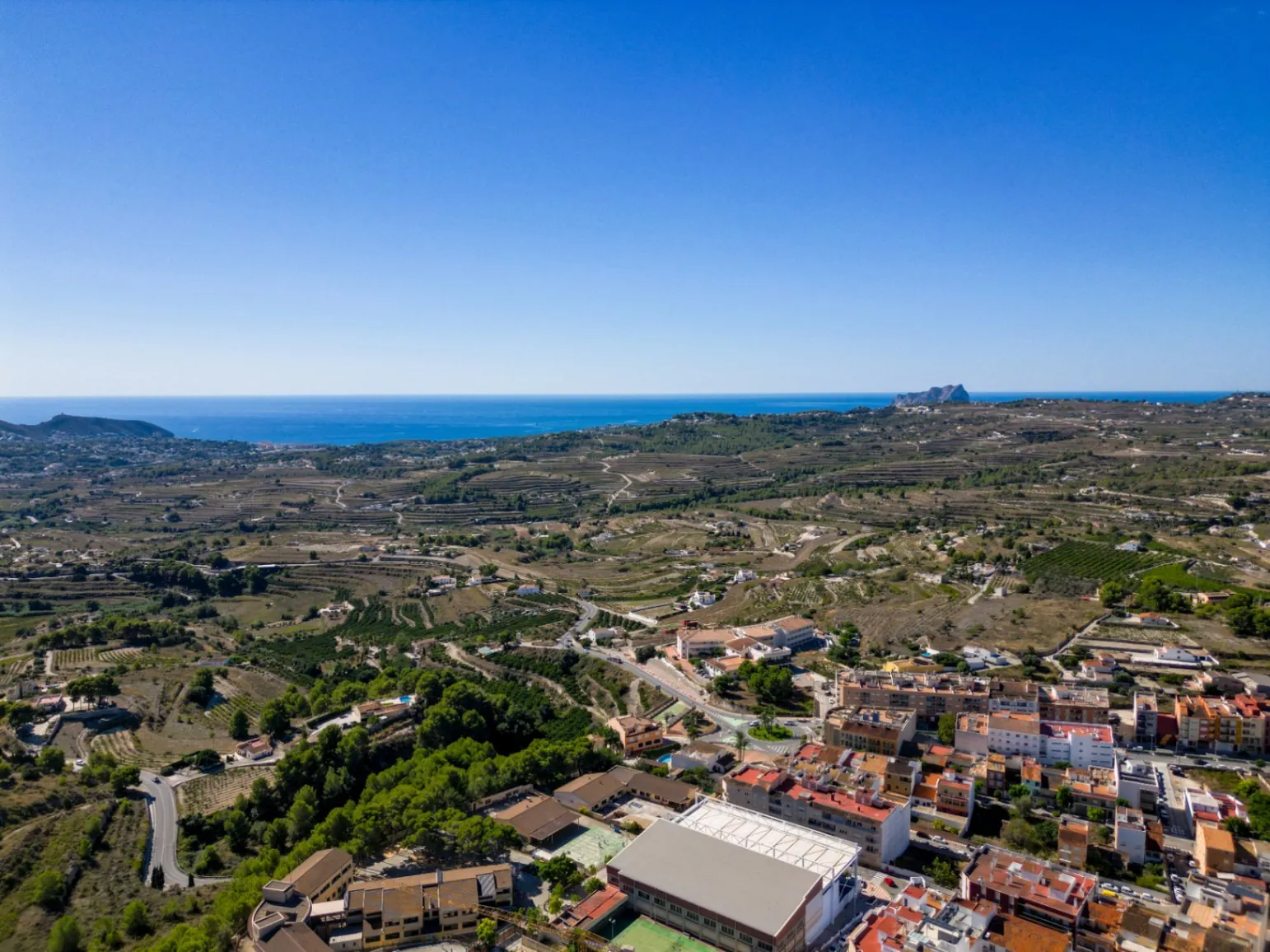 Casa de Campo en Venta en Teulada con Vistas al Mar en Moraira – Proyecto Parcialmente Renovado