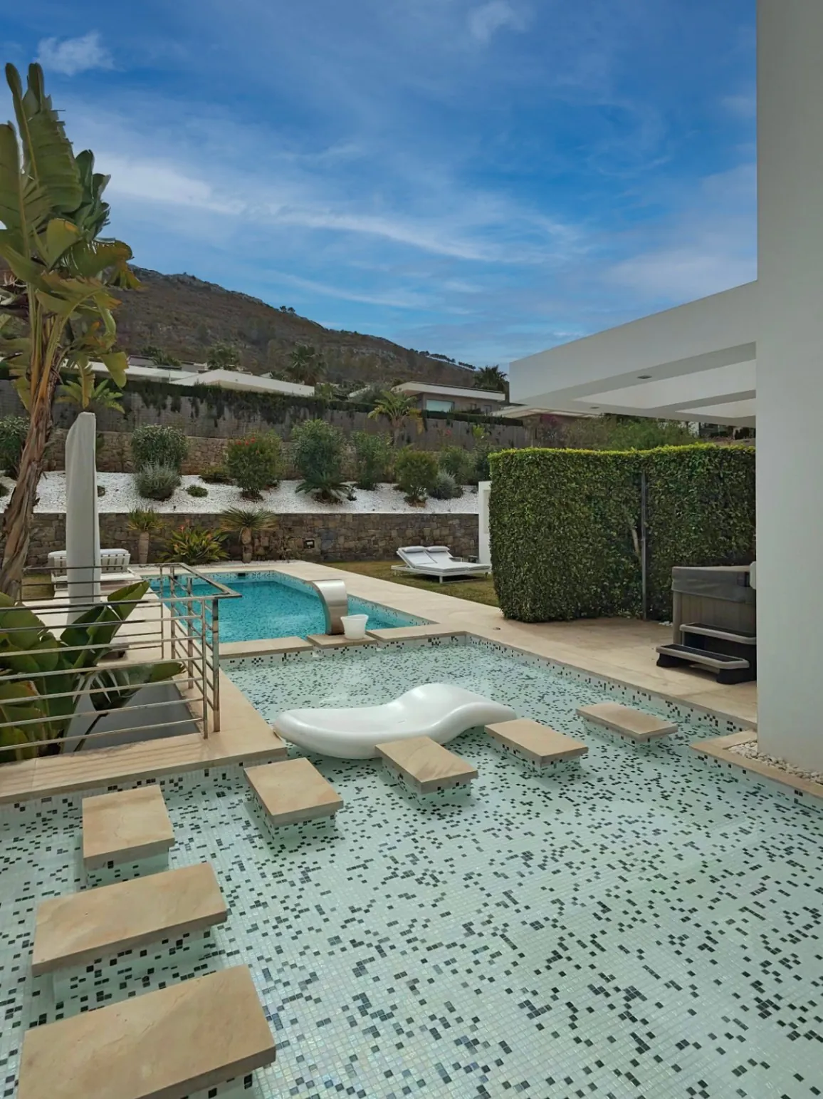 Excepcional villa de diseño con vistas panorámicas en venta en Jávea
